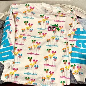 NWOT Disney Spirit Shirt w/ Balloon Print
